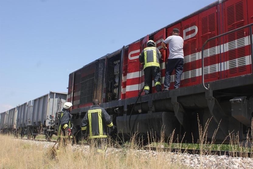 Niğdede yük treni alev aldı