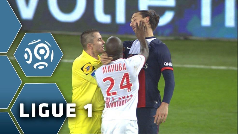 İbrahimovici yere deviren adam Sparta Pragda