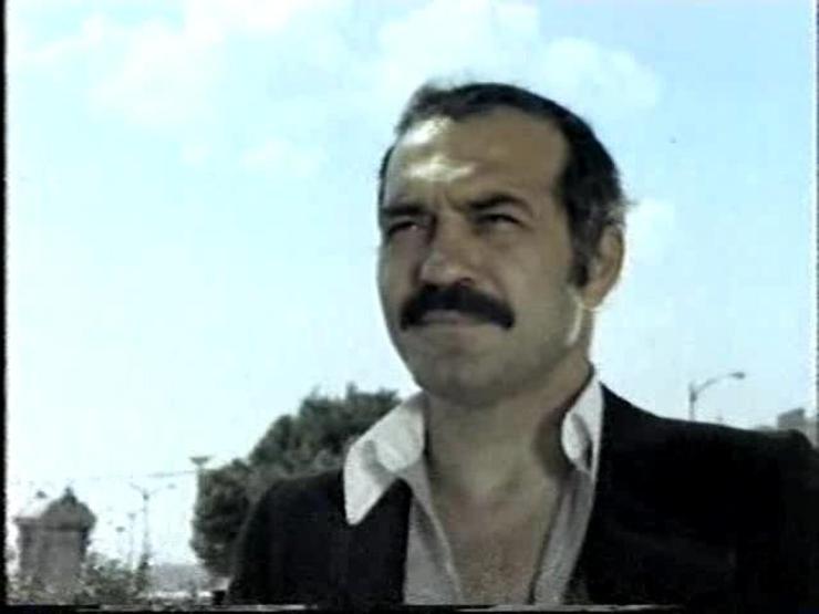 İşte Fikret Hakanın mezar taşı vasiyeti
