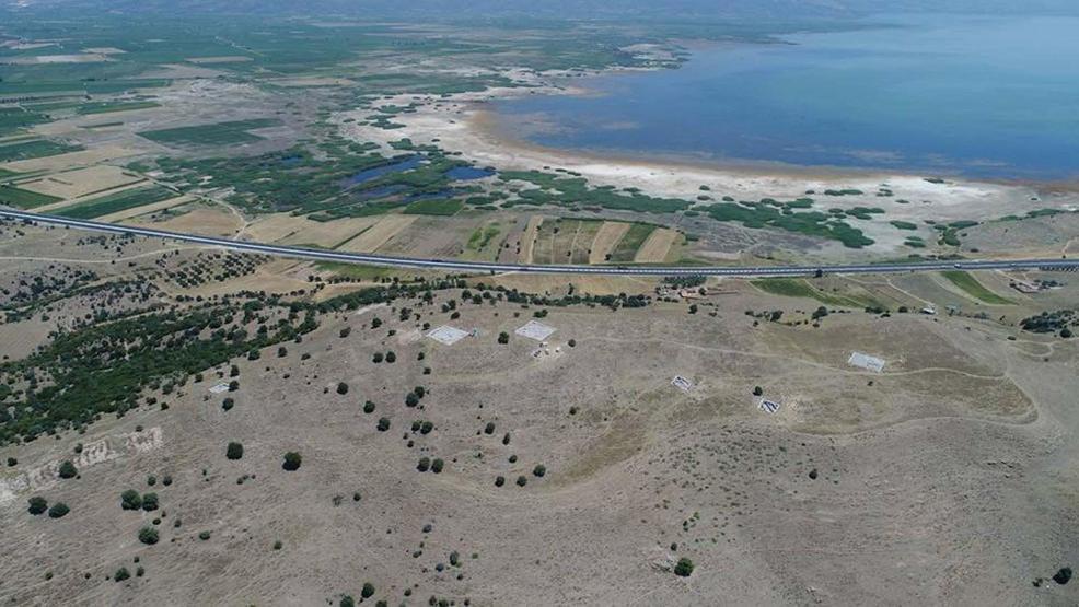 Gölmarmarada 3 bin 500 yıllık tahıl ambarı bulundu