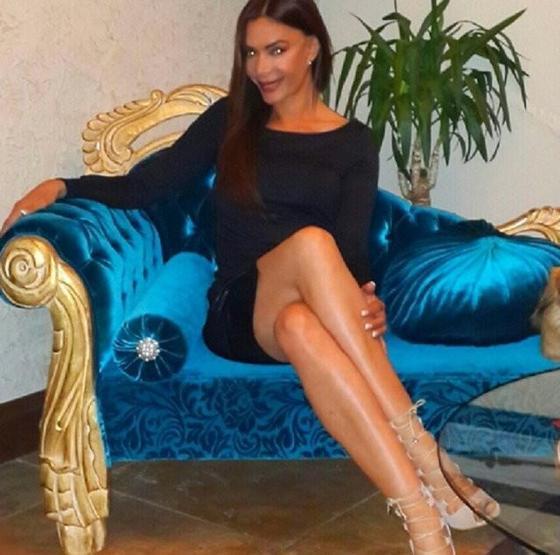Sevda Demirelden Hande Ataiziye zehir zemberek sözler