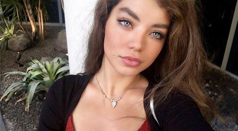Buse Narcının Bodrum tatili