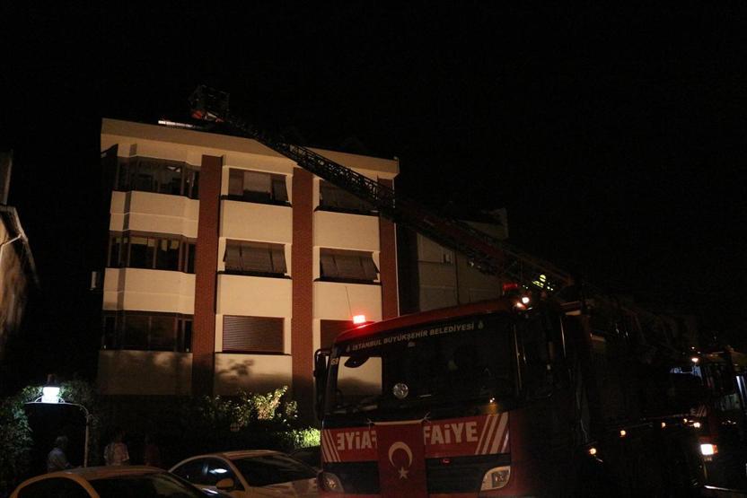 Etilerde yangın paniği: 7 kişi ve evcil hayvanlar kurtarıldı