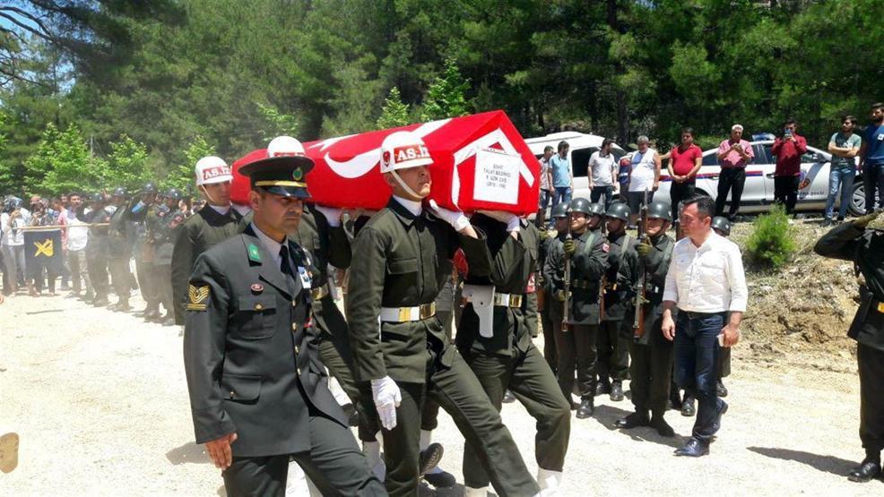 Şehidin hamile eşinden ağlatan paylaşım