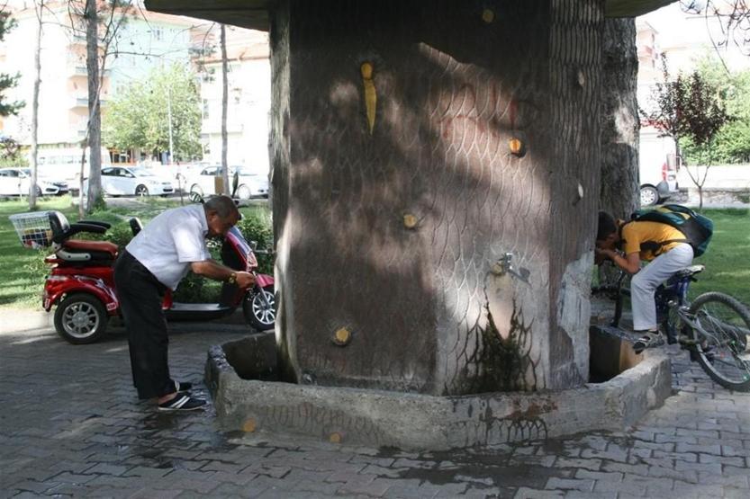 Çorum’da termometreler 43 dereceyi gösterdi