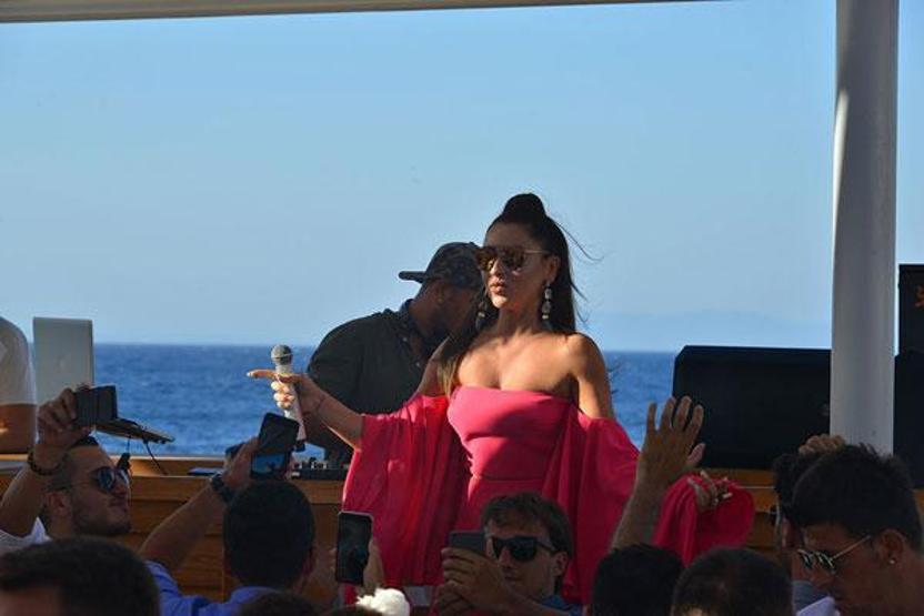 Olmadı Hadise