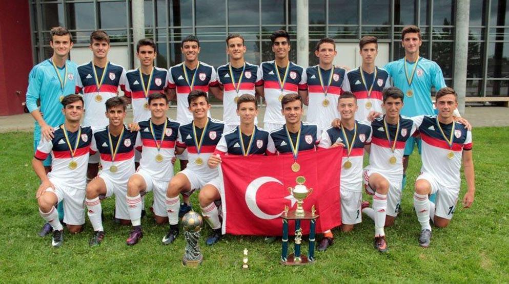Altınordulu gençler Almanyada namağlup şampiyon