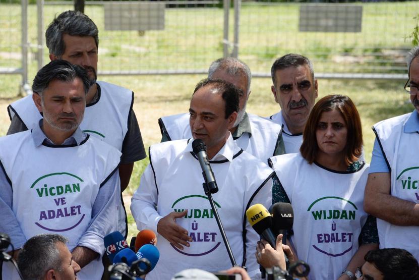 Baydemir: Darbeciler gelseydi, şu an Erdoğan da Demirtaş da cezaevindeydi