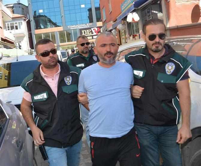 Uyuşturucu satıcılarına şafak operasyonu