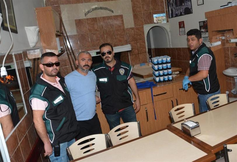Uyuşturucu satıcılarına şafak operasyonu