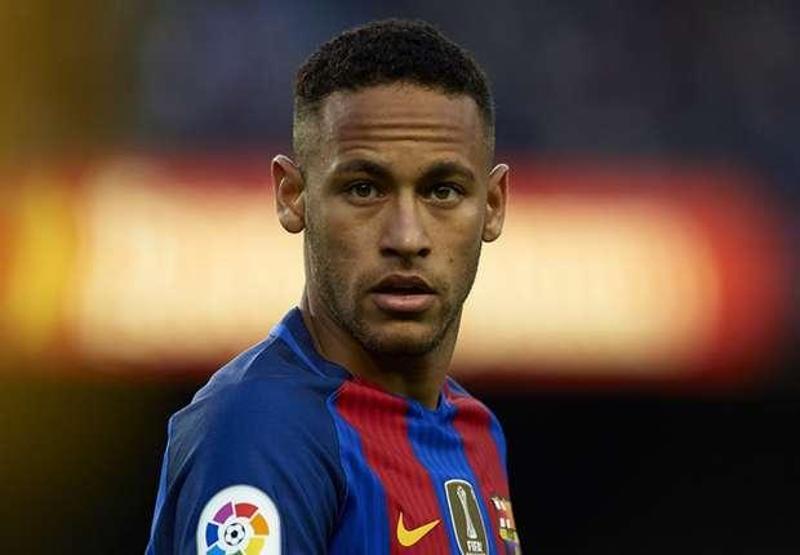 Neymar için Barcelonaya 222 milyon euro ödendi