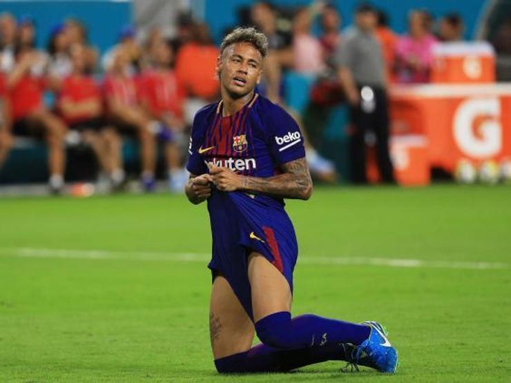Neymar için Barcelonaya 222 milyon euro ödendi