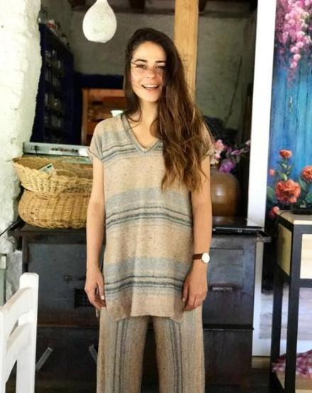 Kalp Atışının Esması Burcu Türünz kimdir