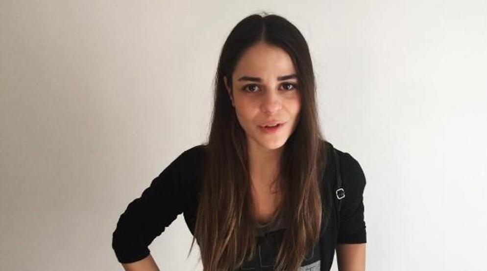 Kalp Atışının Esması Burcu Türünz kimdir