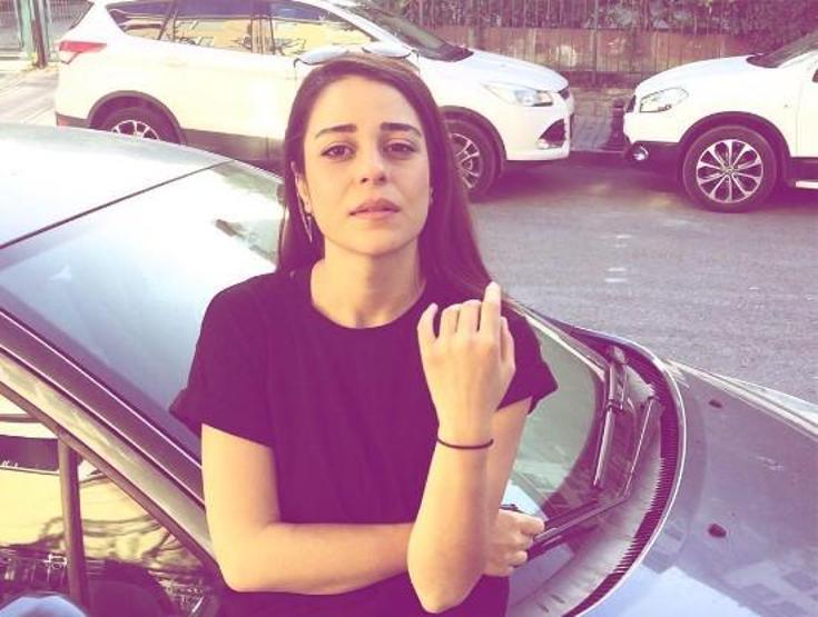 Kalp Atışının Esması Burcu Türünz kimdir