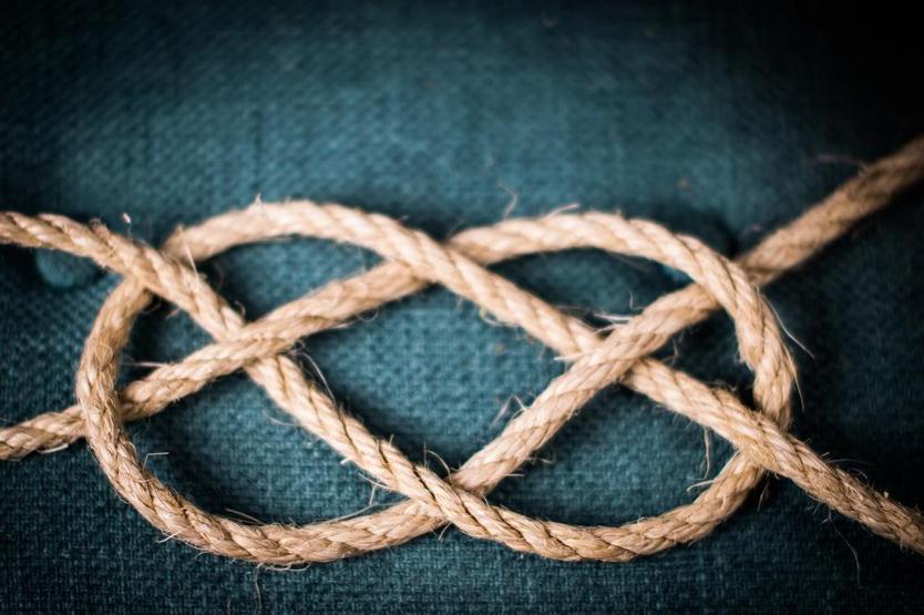 Eski, yeni, ödünç alınmış, bir de mavi olsun: Marine temalı düğün trendleri