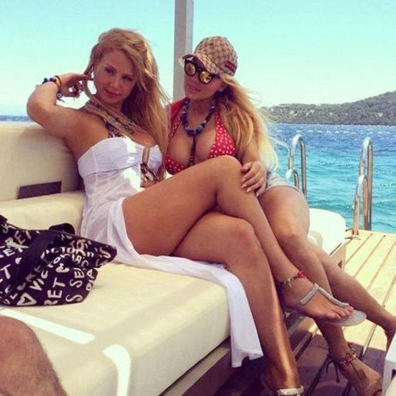 Esra ve Ceyda kardeşlerden Arda Turanı kızdıracak sözler