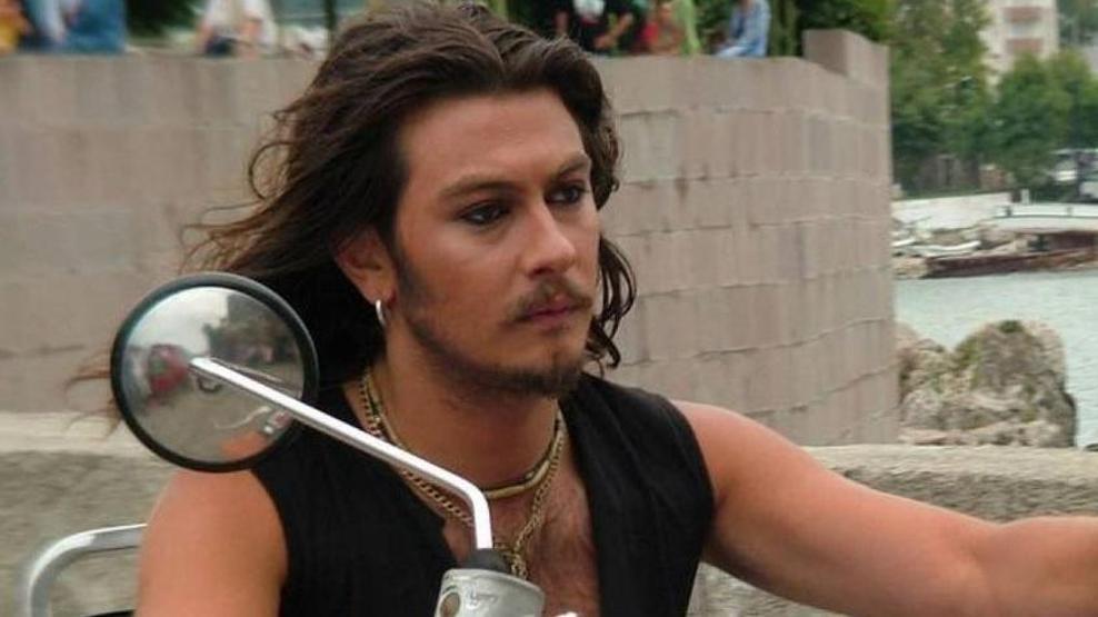Barış Akarsunun ailesine büyük şok Eşyaları çalındı