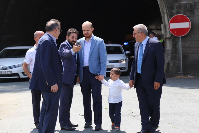 Cumhurbaşkanı Erdoğan’dan Sarp Sınır Kapısı’nda inceleme