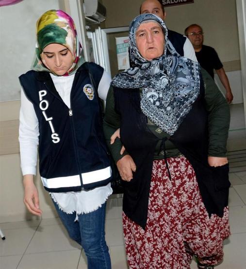 Semt pazarına FETÖ baskını: Sebze satarken gözaltına alındı