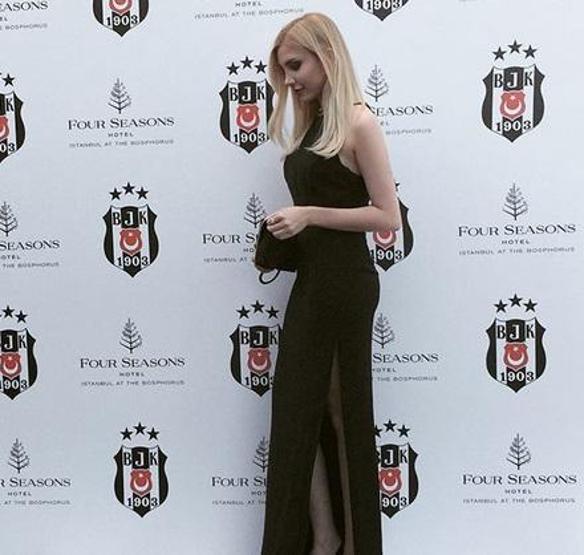 Özcan Deniz ile aşk yaşadığı iddialarına böyle ateş püskürdü