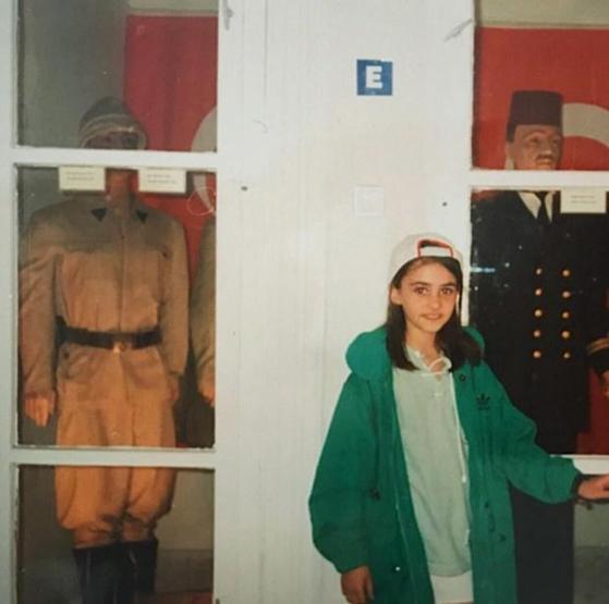 Ünlülerin çocukluk fotoğrafları