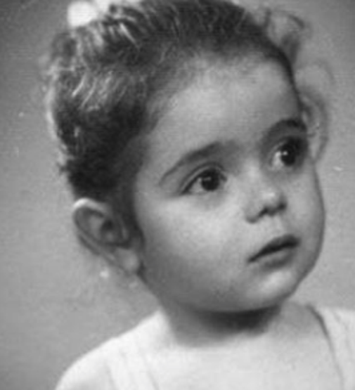 Ünlülerin çocukluk fotoğrafları