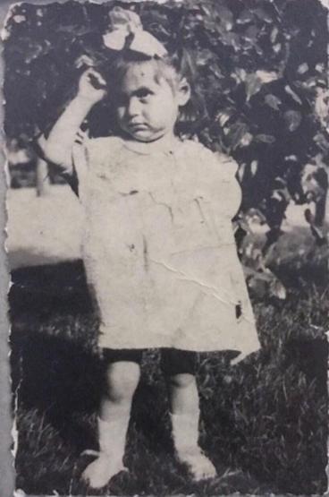 Ünlülerin çocukluk fotoğrafları