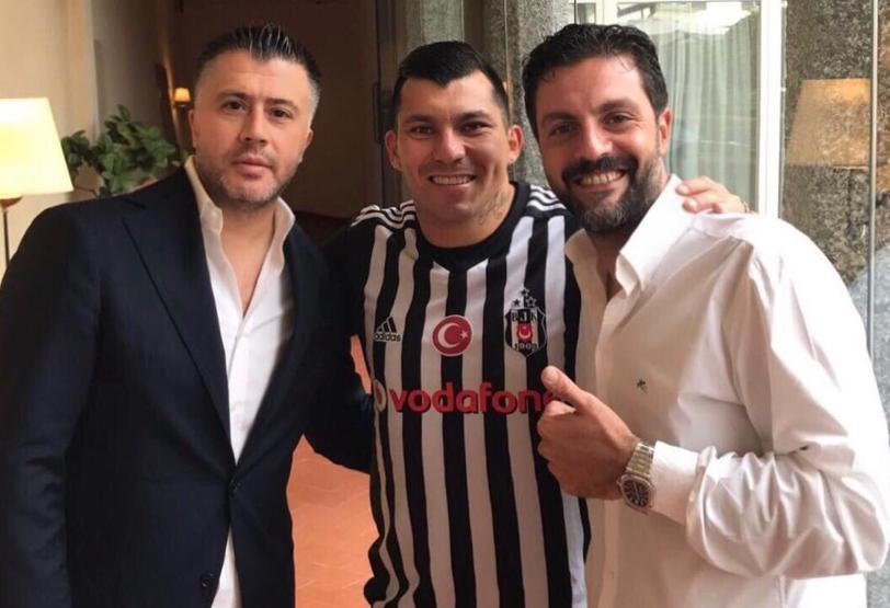 Gary Medel Beşiktaş formasını giydi