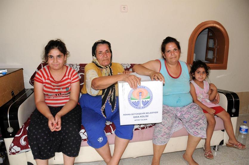Evden atılan anne ve kızına Vali sahip çıktı