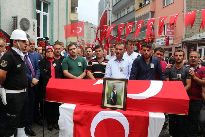 Şehit Eren Bülbül son yolculuğuna uğurlandı