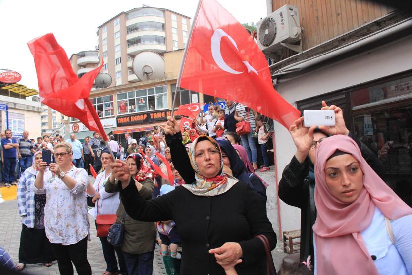 Şehit Eren Bülbül son yolculuğuna uğurlandı