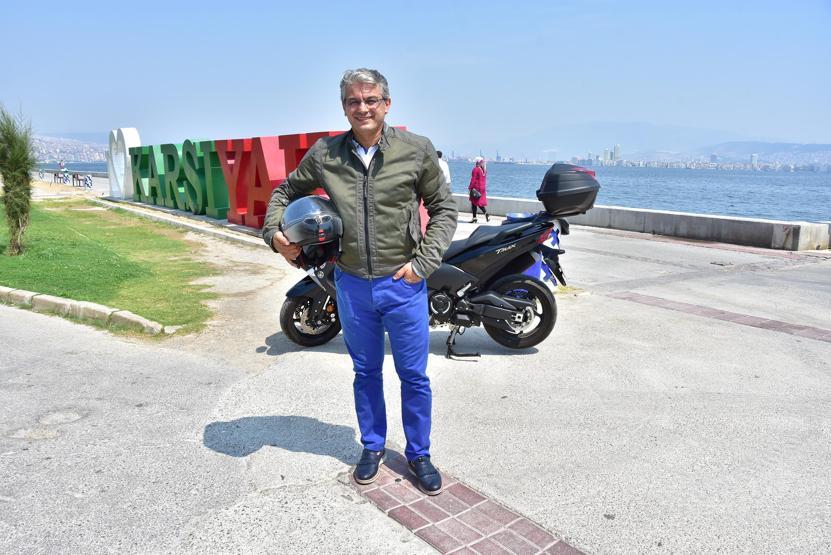Belediye başkanının makam aracı motosiklet