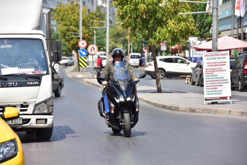 Belediye başkanının makam aracı motosiklet