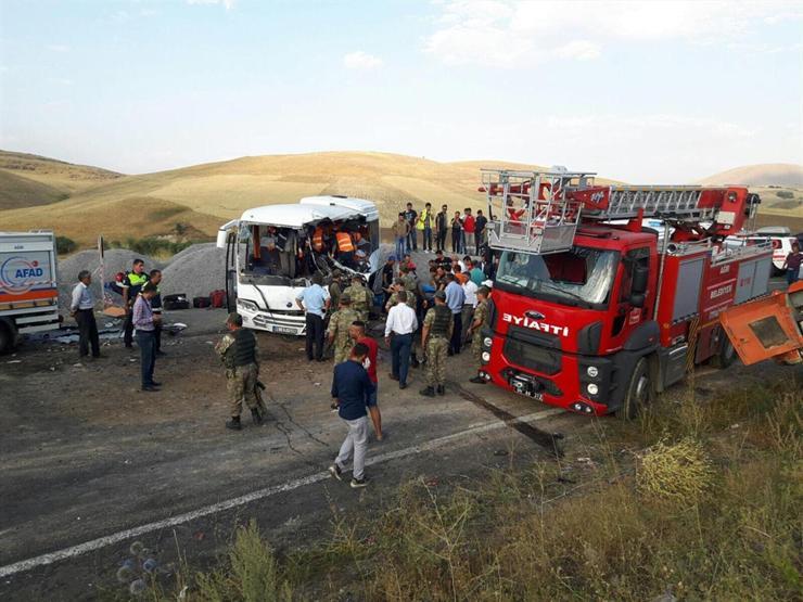 Ağrıda katliam gibi kaza: 7 ölü, 11 yaralı