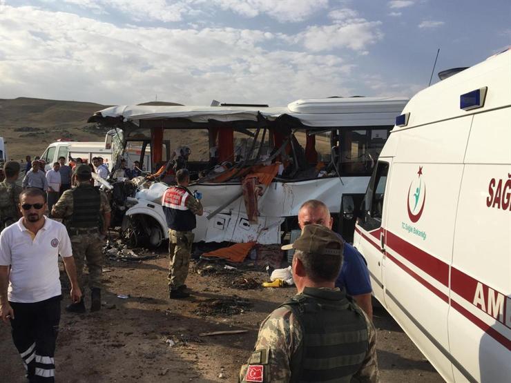 Ağrıda katliam gibi kaza: 7 ölü, 11 yaralı