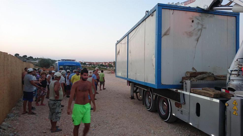 Çeşmede ortalık karıştı, jandarma havaya ateş açtı