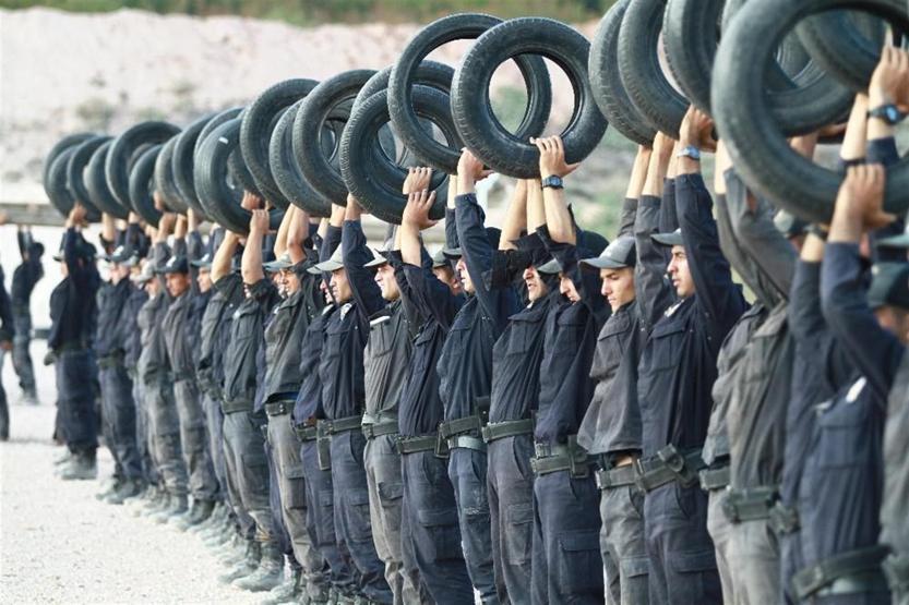Özel harekat polisleri böyle eğitiliyor