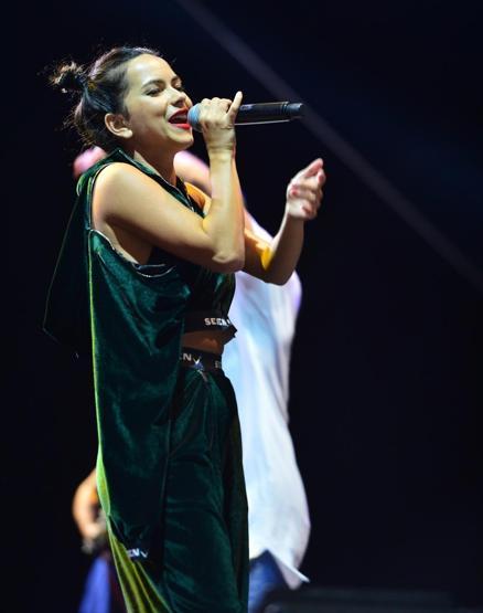 Dünyaca ünlü şarkıcı Inna Çanakkalede konser verdi