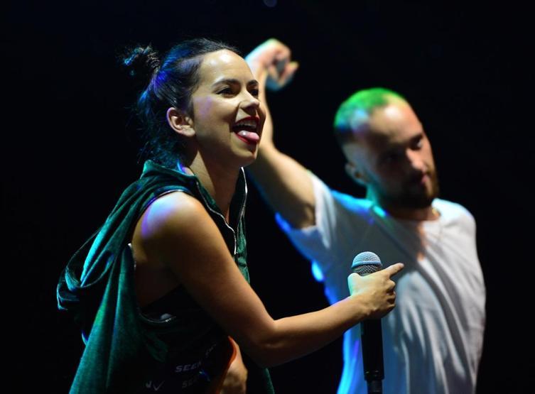 Dünyaca ünlü şarkıcı Inna Çanakkalede konser verdi