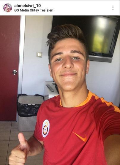 Galatasaraylı Ahmet Sivrinin fotoğrafı tepki çekti