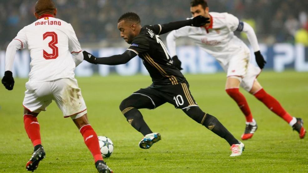 2016 yılında dünyanın en iyi 100 futbolcusu