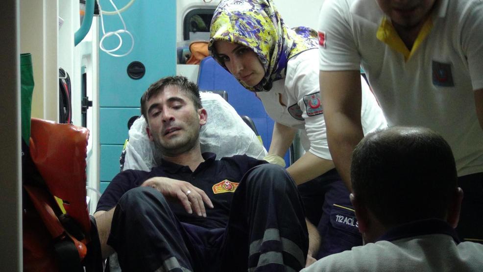 Bingölde boş arazideki keresteler yandı, şehir duman altında kaldı