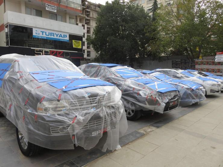 Galericilerin kilimli, paspaslı, ambalajlı dolu önlemi