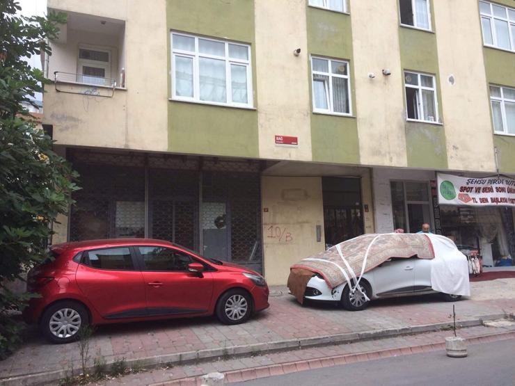 Galericilerin kilimli, paspaslı, ambalajlı dolu önlemi