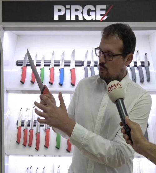 Acemi kasaplar kendilerini kesmesin diye bıçak geliştirdiler