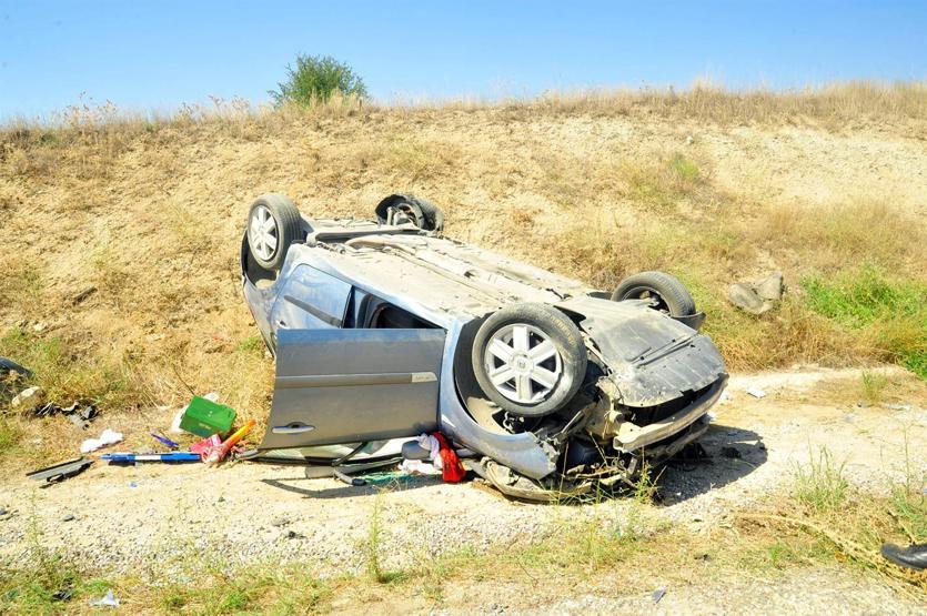 Manisada düğün konvoyunda kaza: Ölü ve yaralılar var