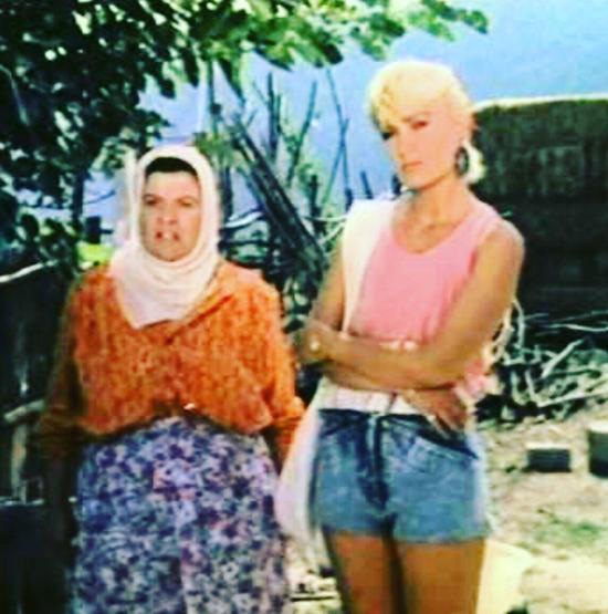 Filiz Aker kimdir