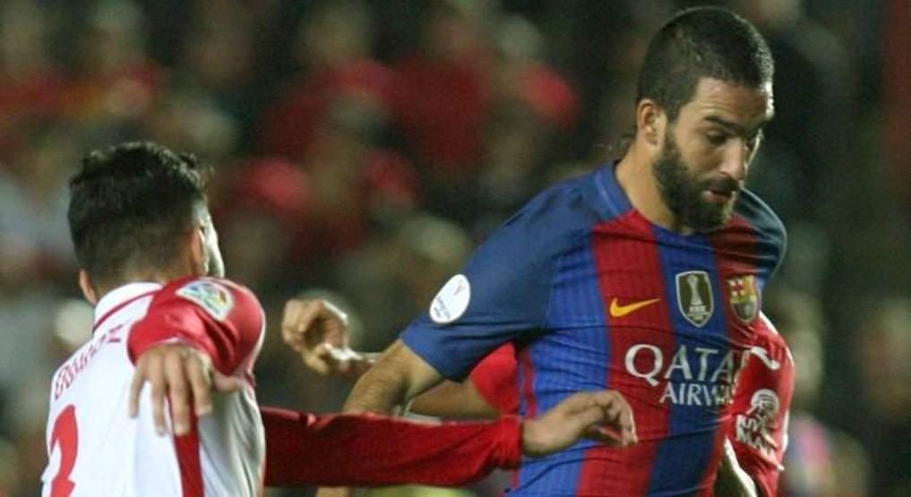 Arda Turan Cuma gününe kadar Barcelonadan gönderilecek
