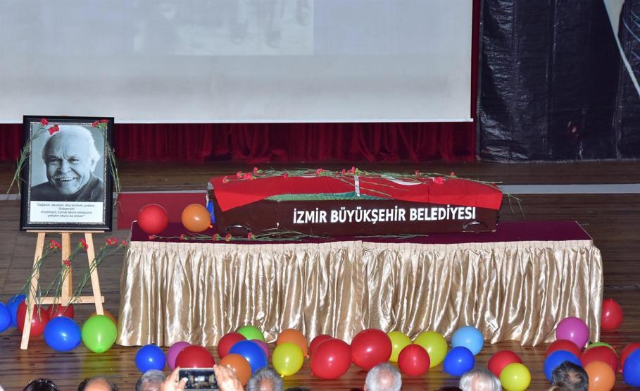 Muzaffer İzgü’ye saygı töreni düzenlendi